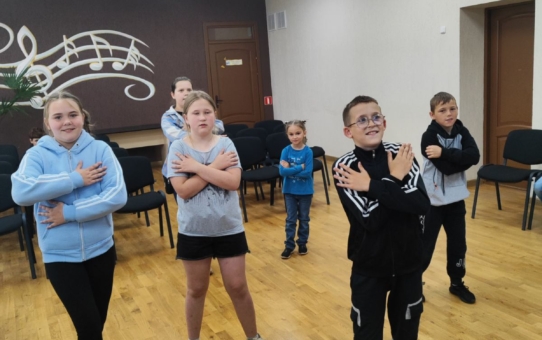 Лагерь "Страна Детства". День 5 "Единство всех и уникальность каждого"